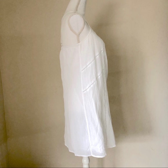 Old Navy V-Neck Shift Dress - Picture 4 of 8